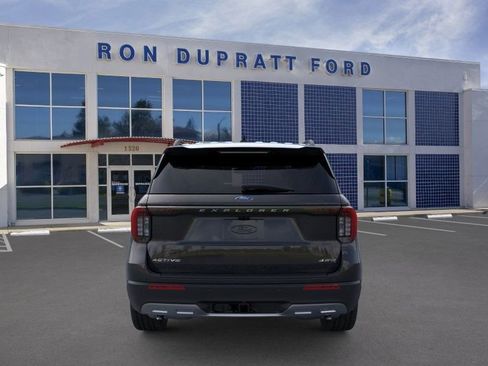 New 2026 Ford Explorer Active w/ Active Comfort Package image 6