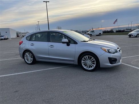 Used 2014 Subaru Impreza 2.0i Premium image 6