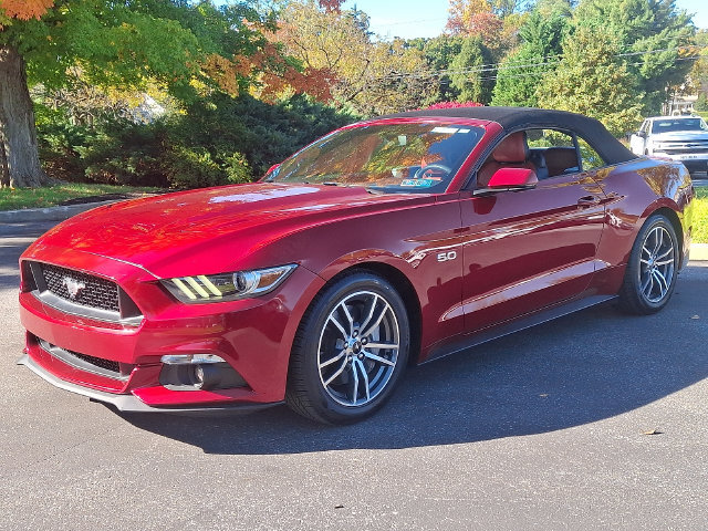 Used 2015 Ford Mustang GT Premium RWD image 9