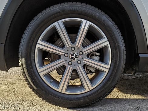 Used 2022 Mercedes-Benz GLS 450 4MATIC image 55