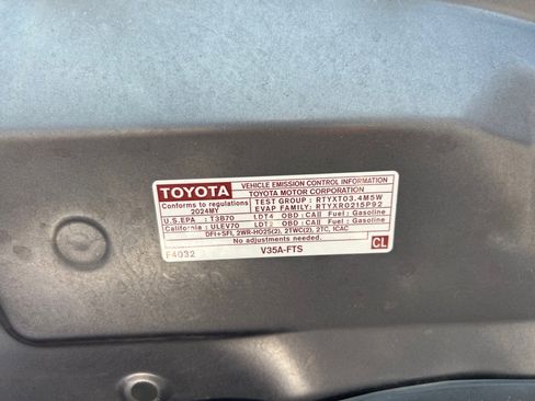 Used 2024 Toyota Tundra Limited image 14