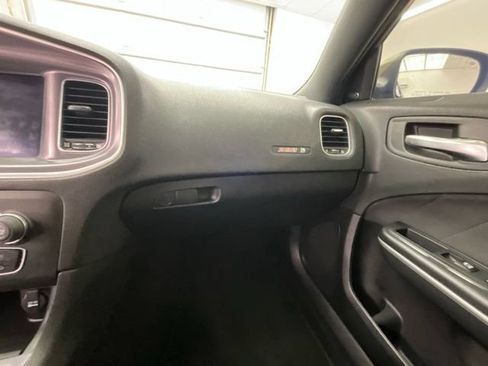 Used 2019 Dodge Charger Scat Pack RWD image 11