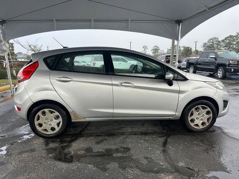 Used 2013 Ford Fiesta S image 16