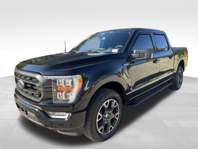 Used 2022 Ford F150 XLT w/ Equipment Group 302A High AWD/4WD image 3