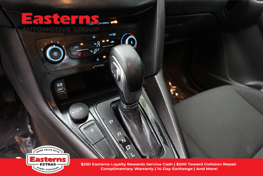 Used 2018 Ford Focus SE w/ Cold Weather Package FWD image 77