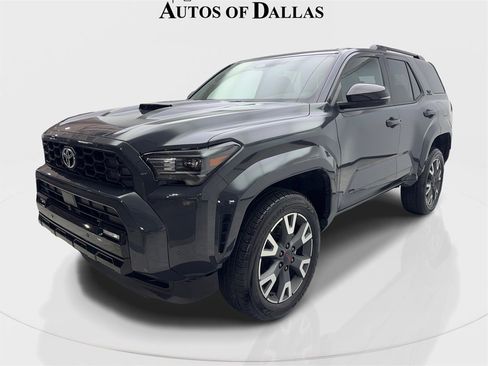 Used 2025 Toyota 4Runner TRD Sport image 2