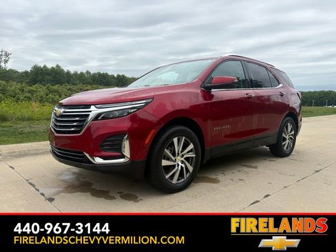 Used 2024 Chevrolet Equinox Premier AWD/4WD image 1