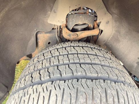 Used 2014 Ford F150 XLT w/ Equipment Group 302A Luxury AWD/4WD image 19