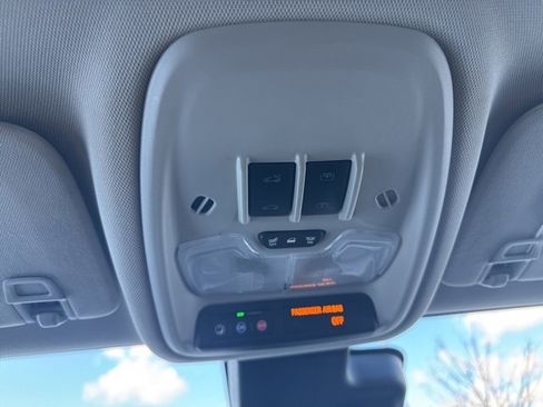 Used 2021 Buick Encore GX Select w/ Experience Buick Package image 25