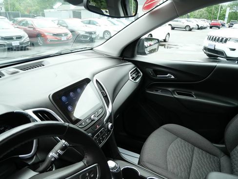 Used 2019 Chevrolet Equinox LT AWD/4WD image 18