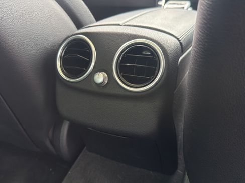 Used 2015 Mercedes-Benz C 300 Sedan image 22