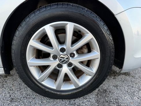 Used 2011 Volkswagen Jetta SE image 21