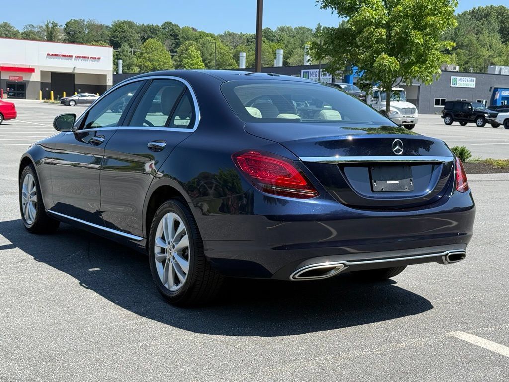 Used 2021 Mercedes-Benz C 300 4MATIC Sedan image 4