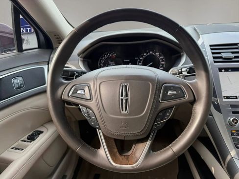 Used 2017 Lincoln MKZ Reserve AWD/4WD image 16