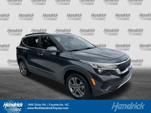 Used 2021 Kia Seltos S FWD image 1