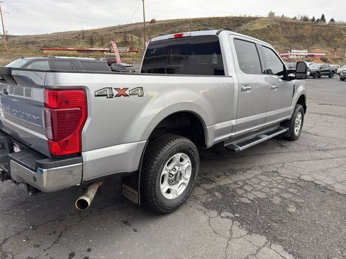 Used 2020 Ford F250 XLT w/ XLT Premium Package image 6