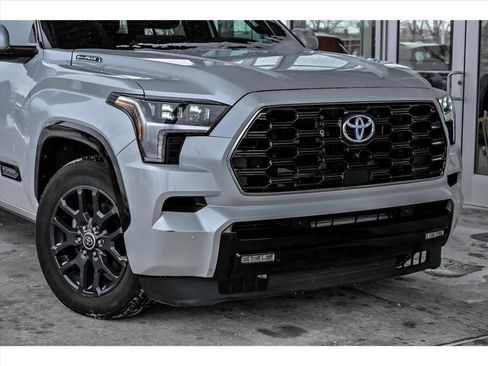 Used 2023 Toyota Sequoia Platinum image 2