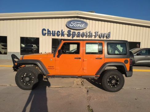 Used 2012 Jeep Wrangler Unlimited Sport w/ Black Appearance Group AWD/4WD image 8