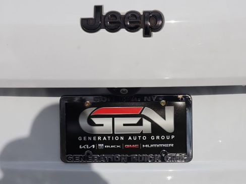 Used 2024 Jeep Grand Cherokee L Summit image 27