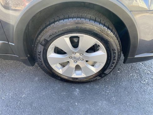 Used 2011 Subaru Outback 2.5i Premium image 9