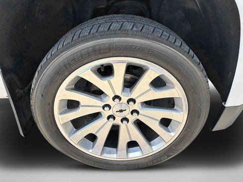 Used 2019 Chevrolet Tahoe Premier AWD/4WD image 11
