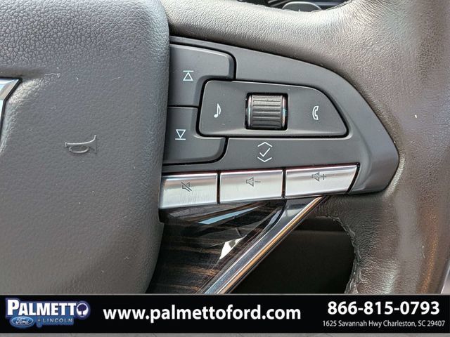 Used 2023 Cadillac Escalade Premium Luxury AWD/4WD image 27