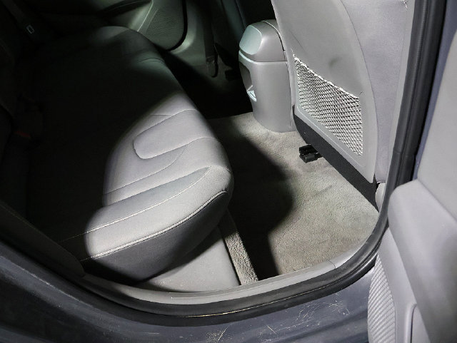 Used 2025 Hyundai Elantra SEL FWD image 30