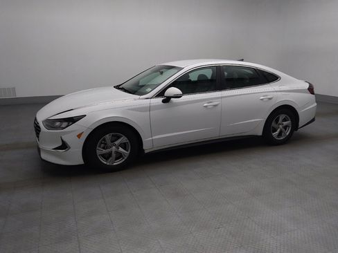 Used 2022 Hyundai Sonata SE FWD image 2