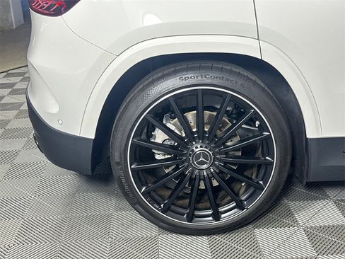 Certified 2025 Mercedes-Benz GLA 35 AMG 4MATIC image 19