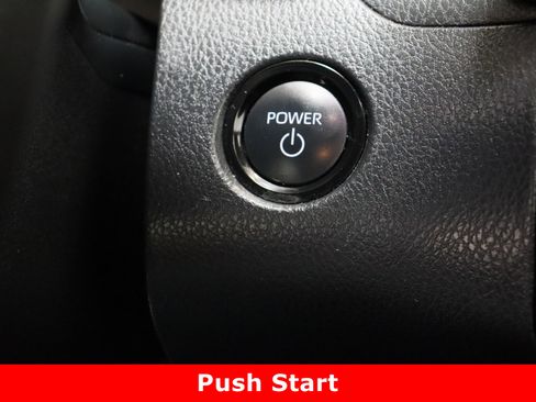 Used 2025 Toyota Camry LE image 17