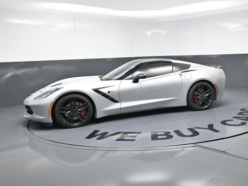 Used 2016 Chevrolet Corvette Stingray Coupe w/ Carbon Flash Badge Package image 6