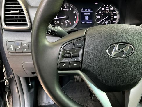 Used 2021 Hyundai Tucson Limited AWD/4WD image 11