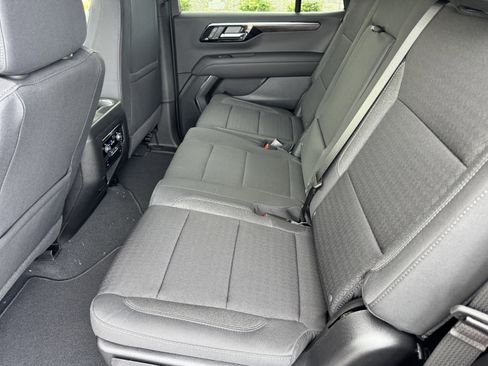 New 2026 Chevrolet Tahoe LS image 15