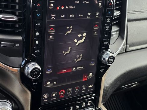 Used 2019 RAM 1500 Laramie image 42