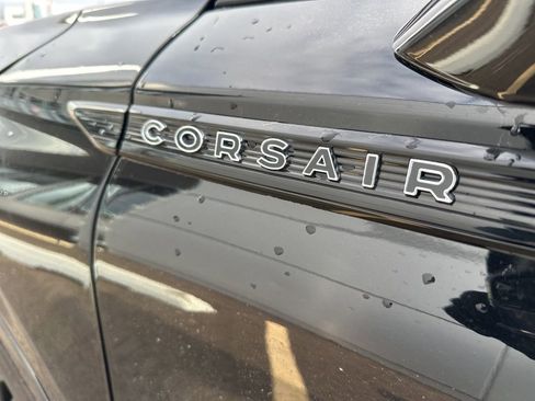 Used 2025 Lincoln Corsair Reserve w/ Jet Appearance Package image 20