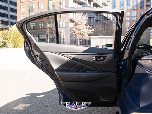 Used 2018 INFINITI Q50 Red Sport 400 w/ Sensory Package (Sport) image 45