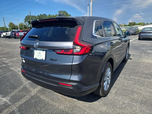 Used 2026 Honda CR-V EX image 4