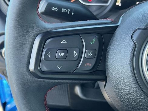 Used 2024 Jeep Wrangler Unlimited Rubicon image 31