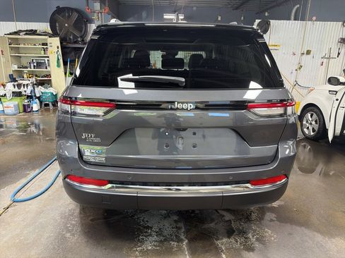 Certified 2024 Jeep Grand Cherokee Limited 4xe AWD/4WD image 5