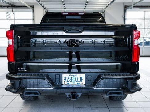 Used 2025 Chevrolet Silverado 1500 High Country w/ Midnight Edition image 5