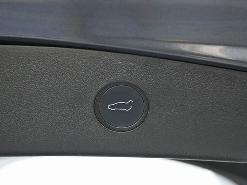 Used 2021 Tesla Model 3 Long Range image 13