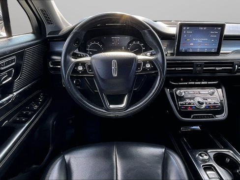 Used 2021 Lincoln Corsair AWD w/ Equipment Group 101A image 5