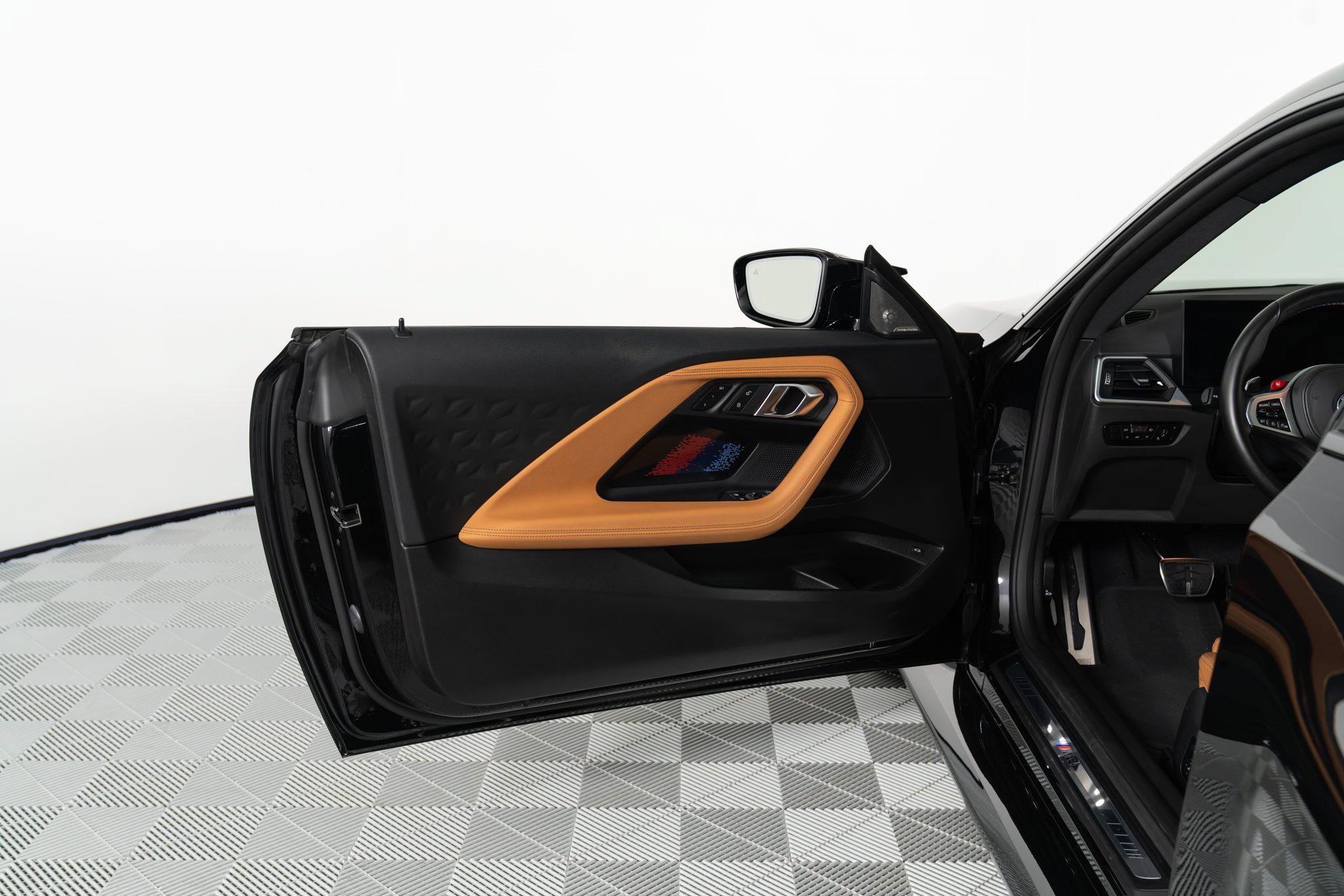 Used 2024 BMW M2 RWD image 27