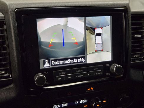 Used 2022 Nissan Frontier PRO-4X w/ Pro-4X Premium Package image 18