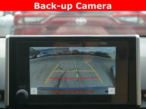 Used 2025 Toyota RAV4 LE image 6