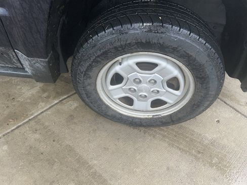 Used 2011 Jeep Patriot Sport w/ PWR Value Group image 12