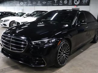 Used 2023 Mercedes-Benz S 500 4MATIC w/ AMG Line video 1