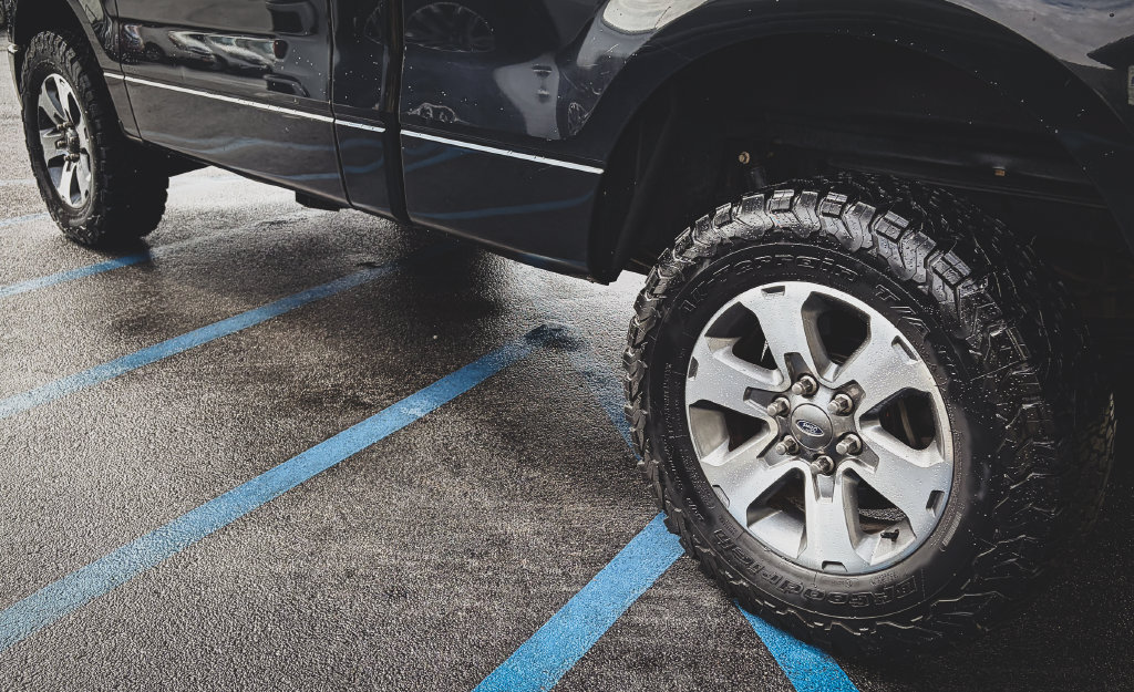 Used 2013 Ford F150 STX w/ Mid Equipment Group AWD/4WD image 20