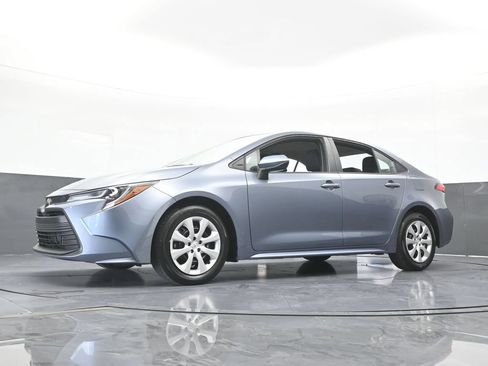 Used 2024 Toyota Corolla LE FWD image 47