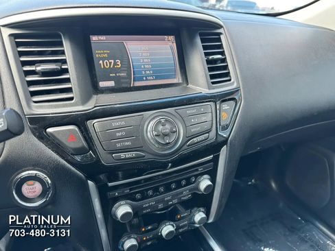 Used 2015 Nissan Pathfinder SV w/ Cargo Package AWD/4WD image 10
